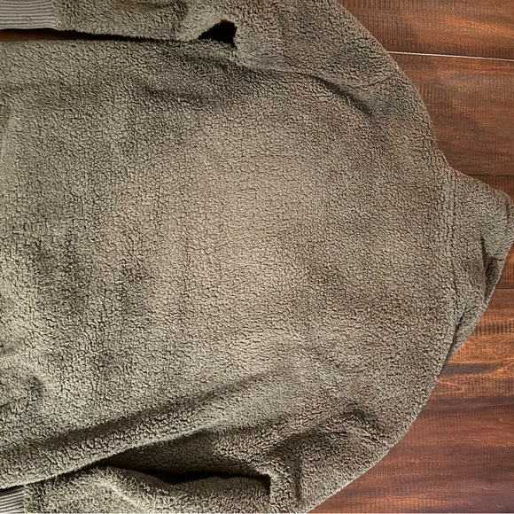 Athleta women’s 1/4 zip fleece - Picture 6 of 8